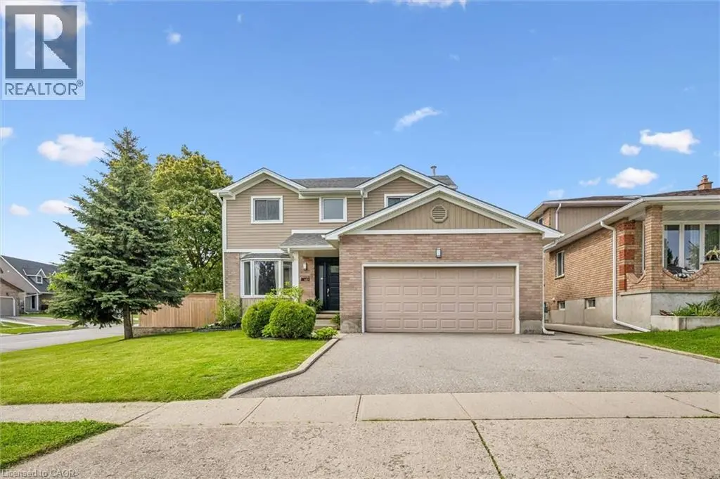 687 Champlain Boulevard, Cambridge