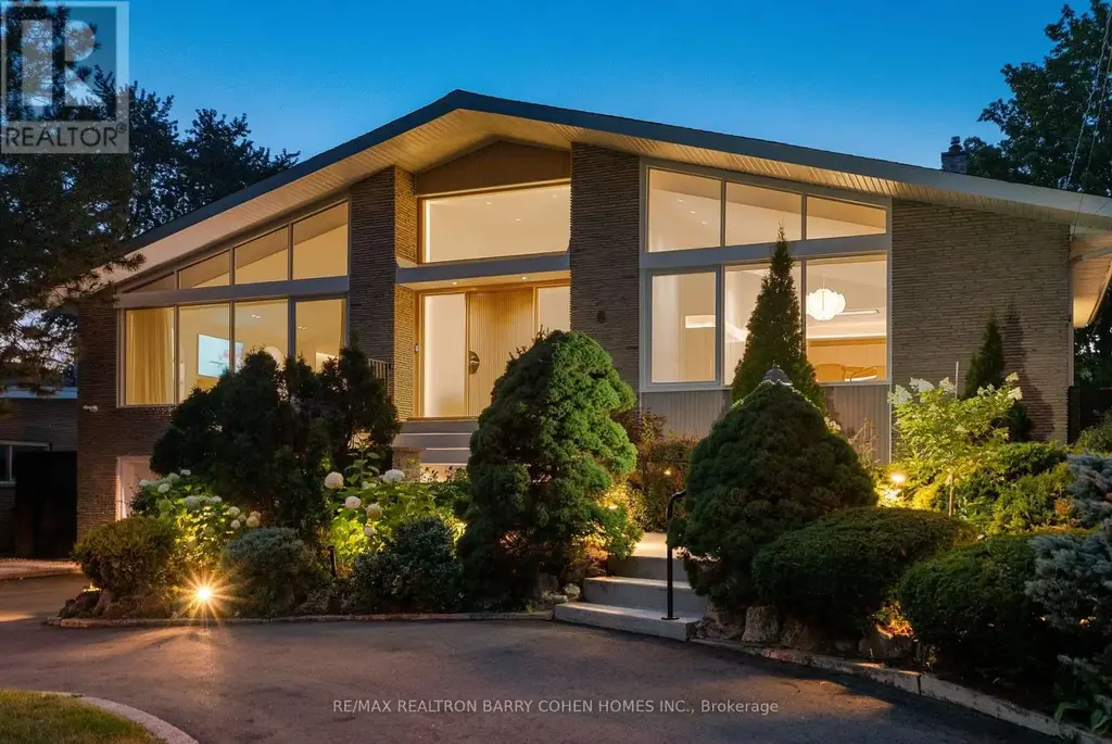 6 Denmark Crescent, Toronto (Westminster-Branson)