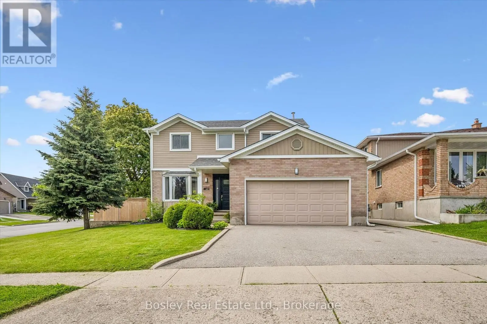 687 Champlain Boulevard, Cambridge