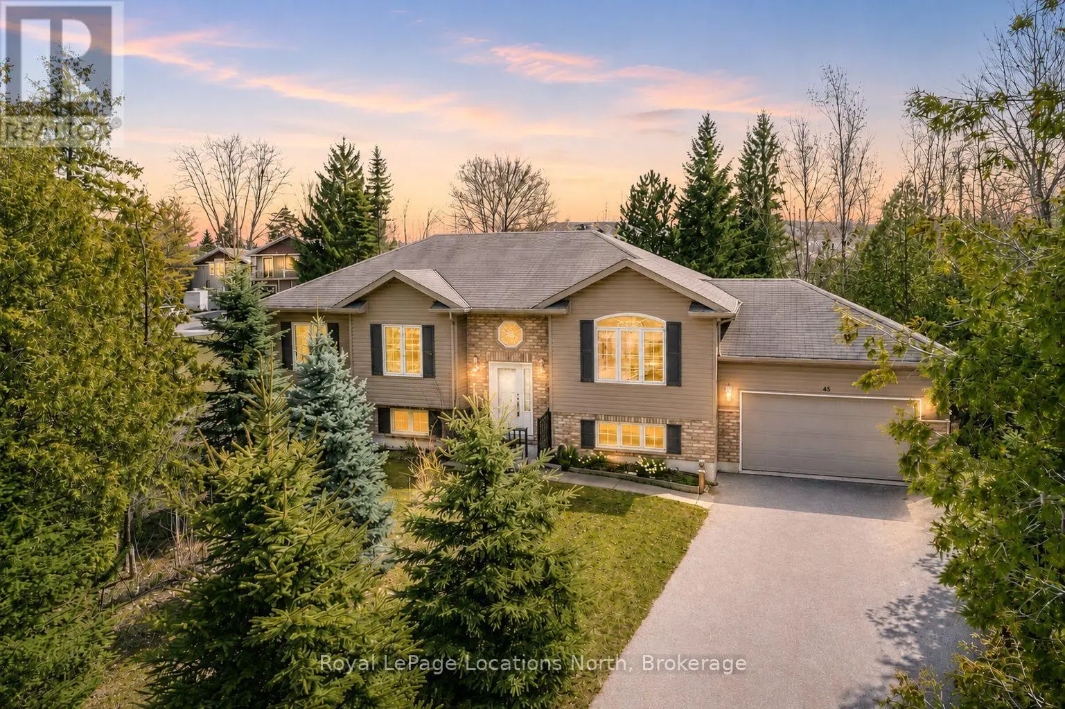 45 William Avenue, Wasaga Beach