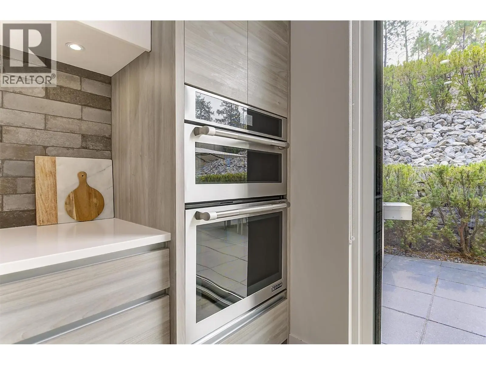 1150 Mission Ridge Road Unit# 5. Kelowna, British Columbia