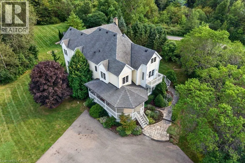 110 Concession 11 Road E, Freelton