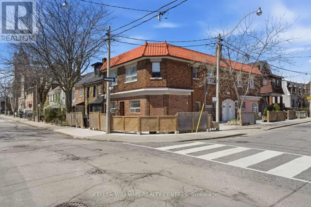42 Mansfield Avenue, Toronto (Trinity-Bellwoods)