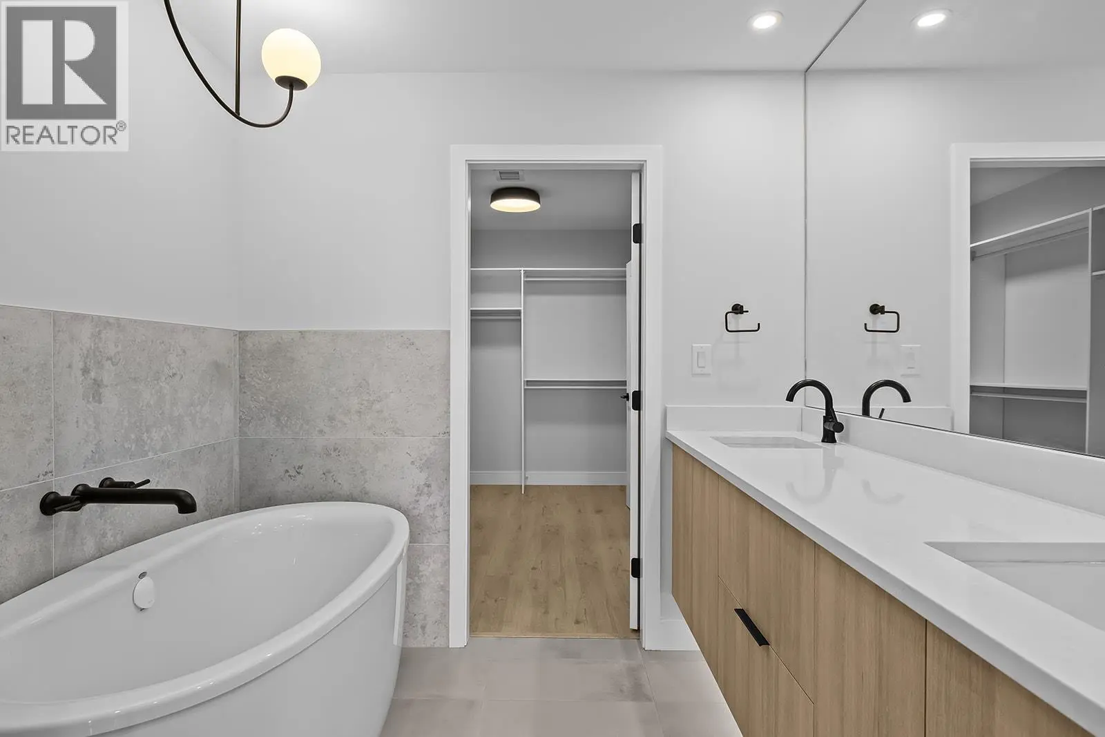 75 Predator Ridge Drive Unit# 301. Vernon, British Columbia