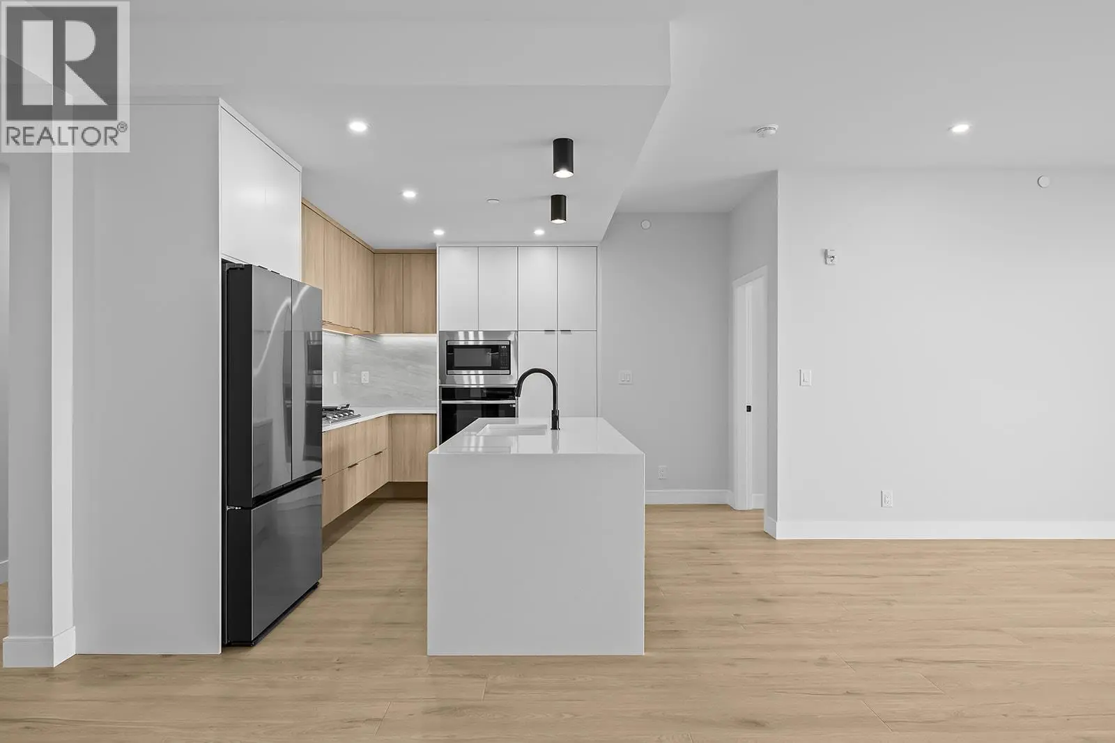 75 Predator Ridge Drive Unit# 301. Vernon, British Columbia