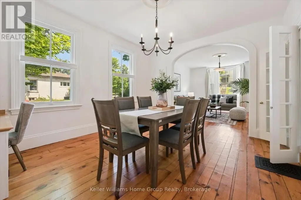 129 Suffolk Street W, Guelph (Downtown)