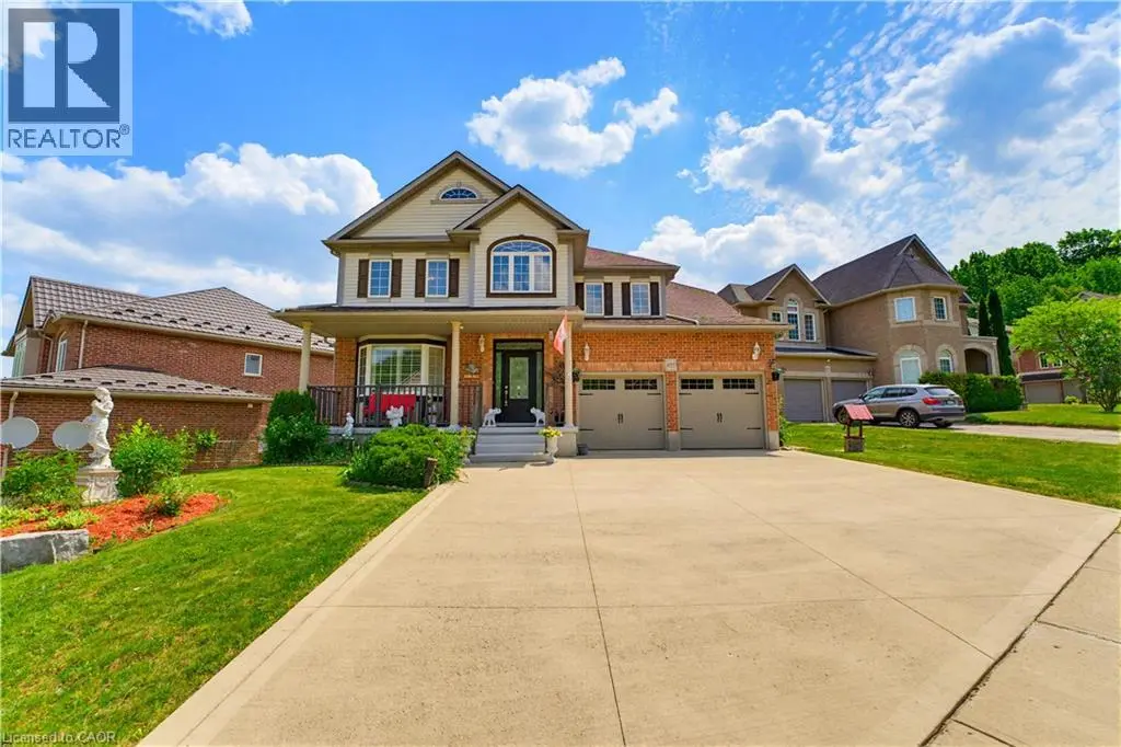 805 Munich Circle, Waterloo
