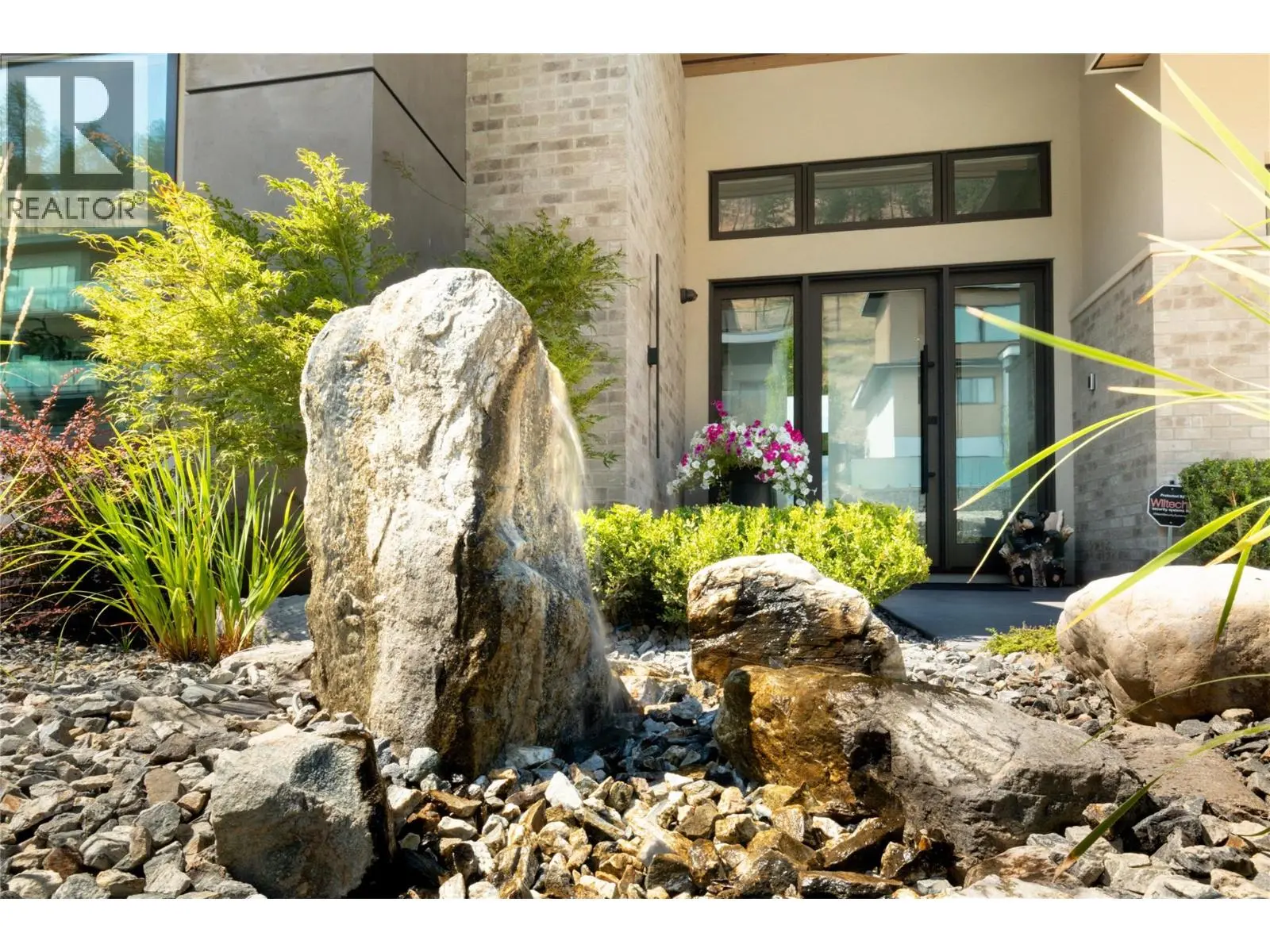 538 Clifton Court. Kelowna, British Columbia
