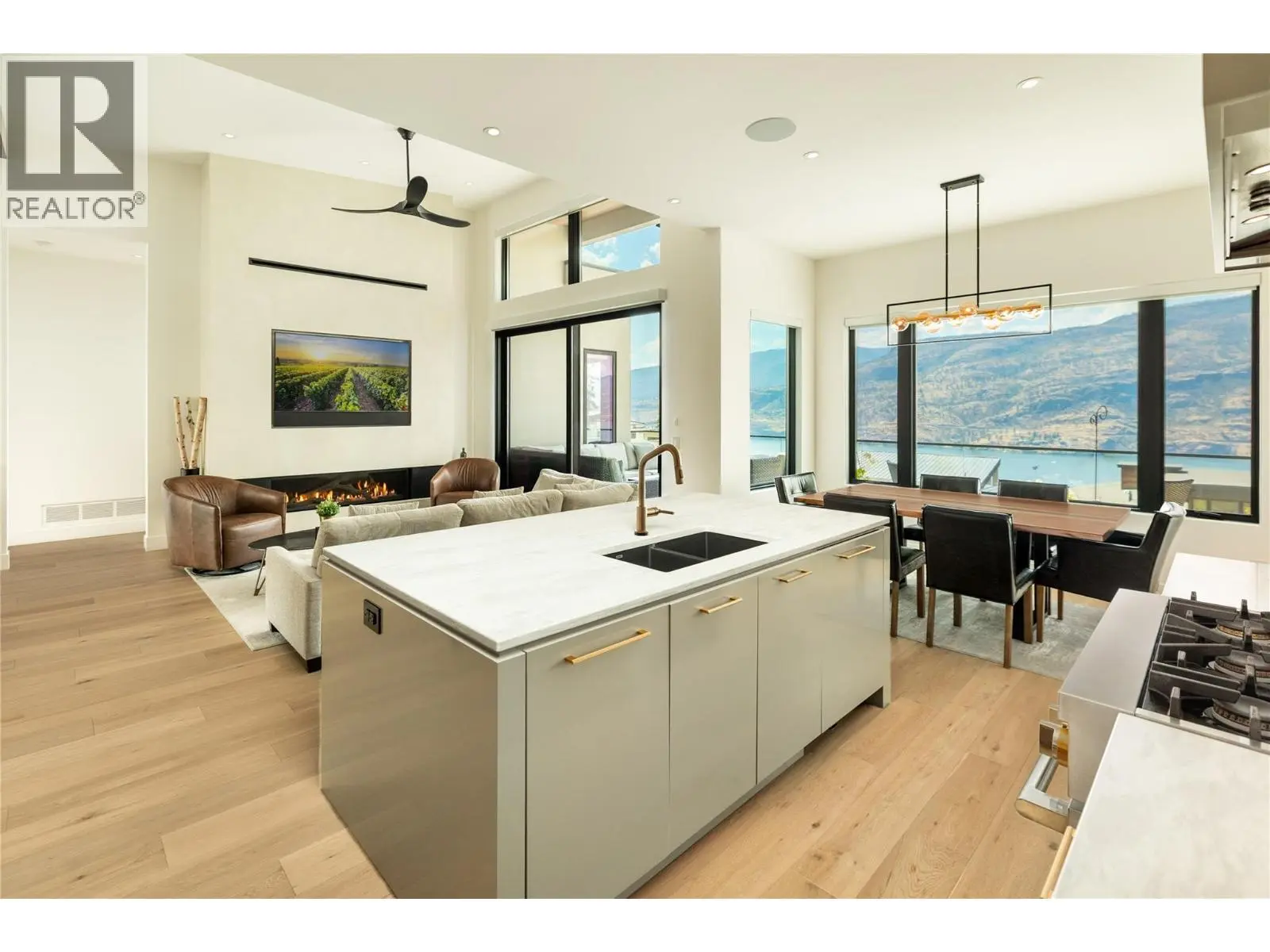 538 Clifton Court. Kelowna, British Columbia