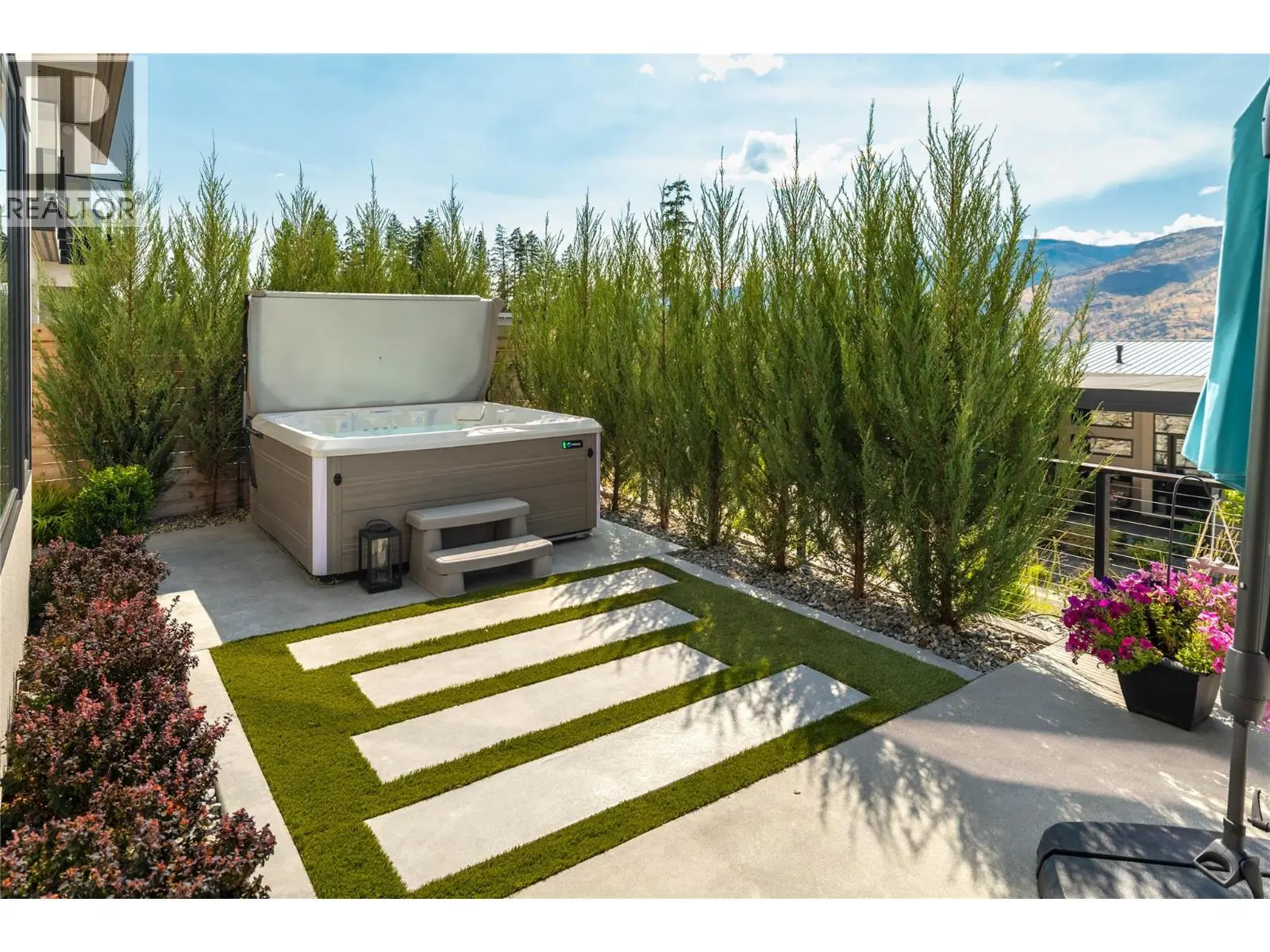 538 Clifton Court. Kelowna, British Columbia