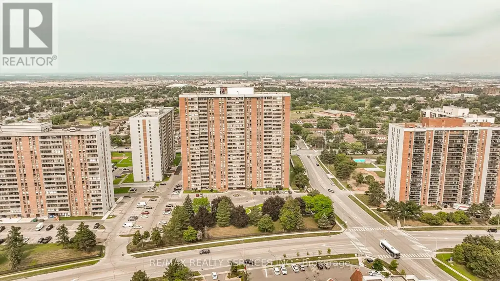 2102 - 18 Knightsbridge Road, Brampton (Queen Street Corridor)