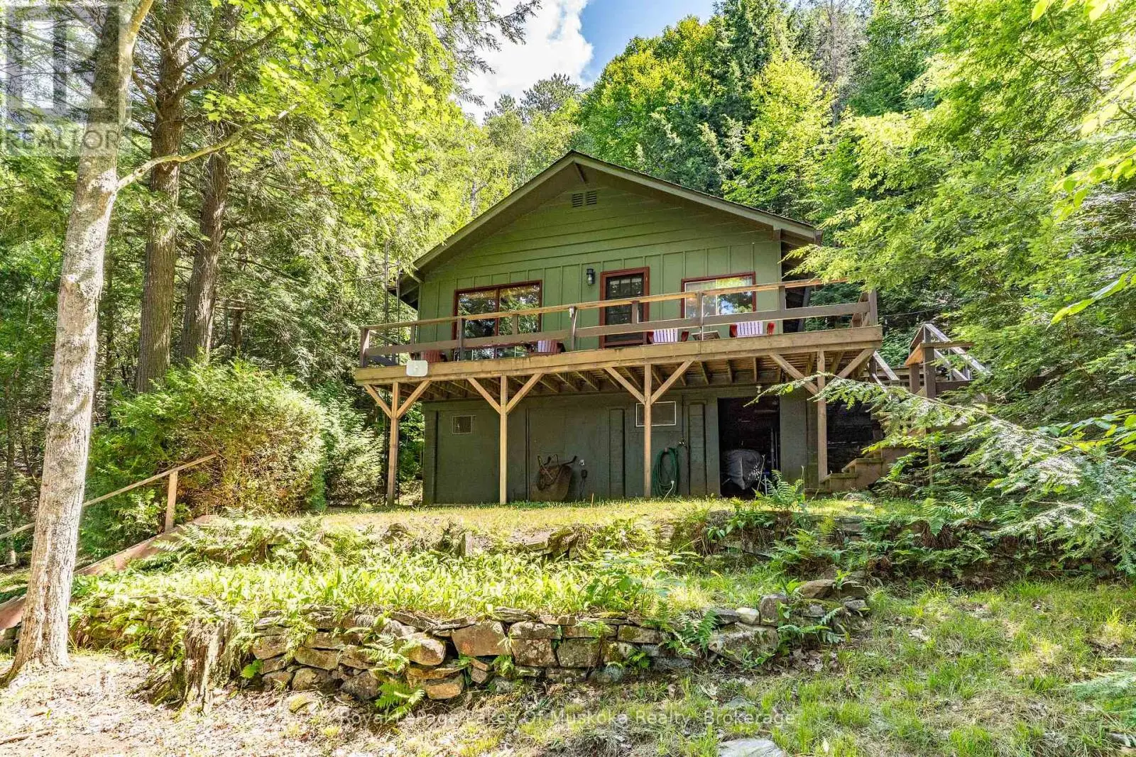 14170 Kawagama Long Island, Algonquin Highlands (McClintock)