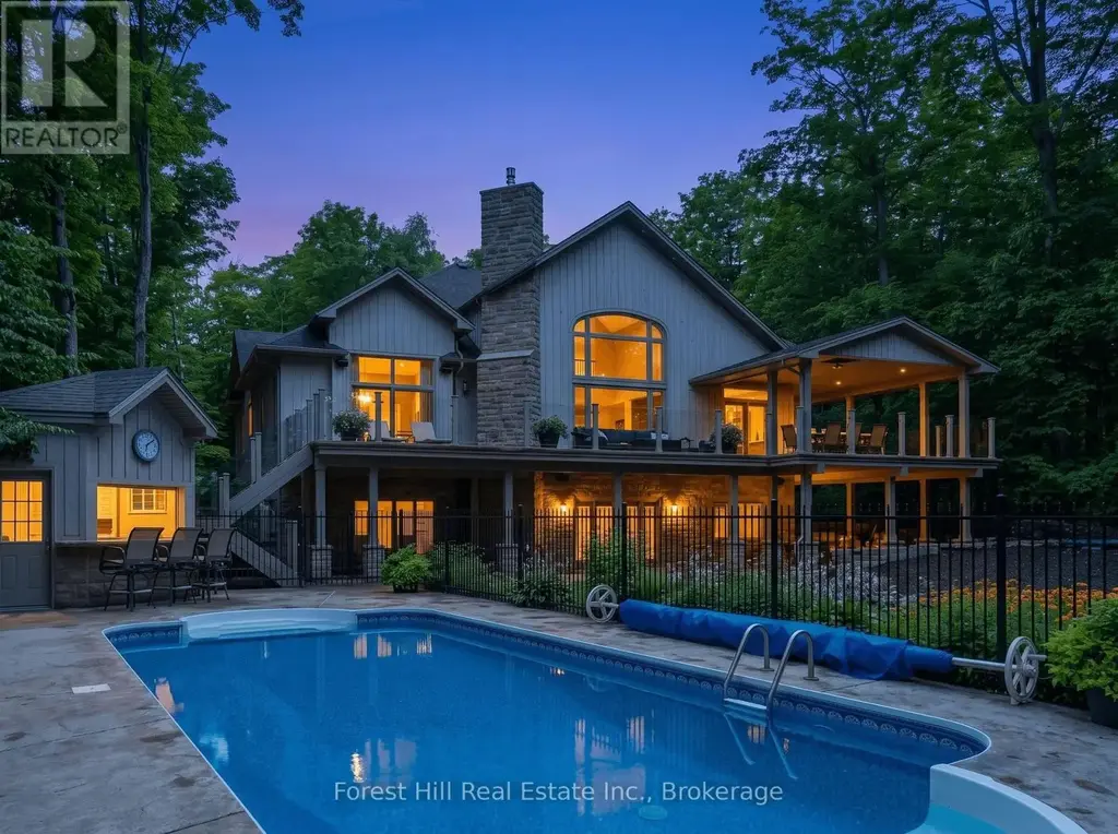 201 Peters Crescent, Grey Highlands