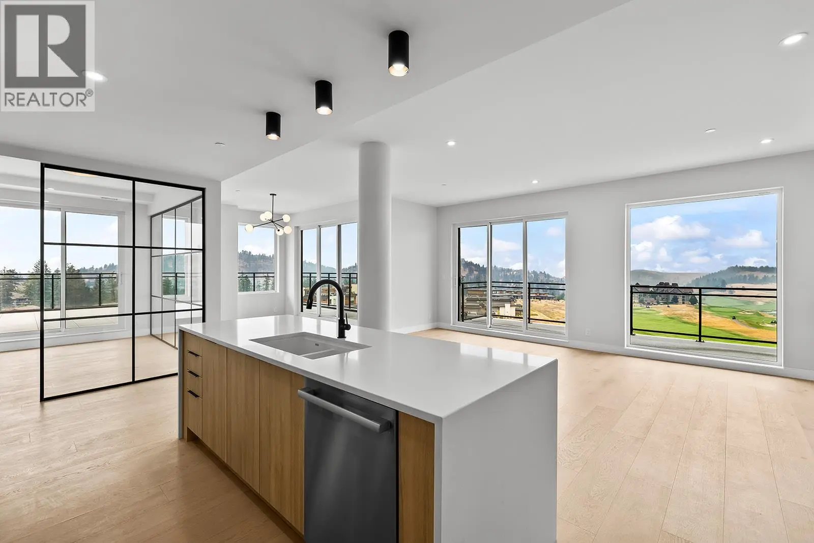 75 Predator Ridge Drive Unit# 502. Vernon, British Columbia