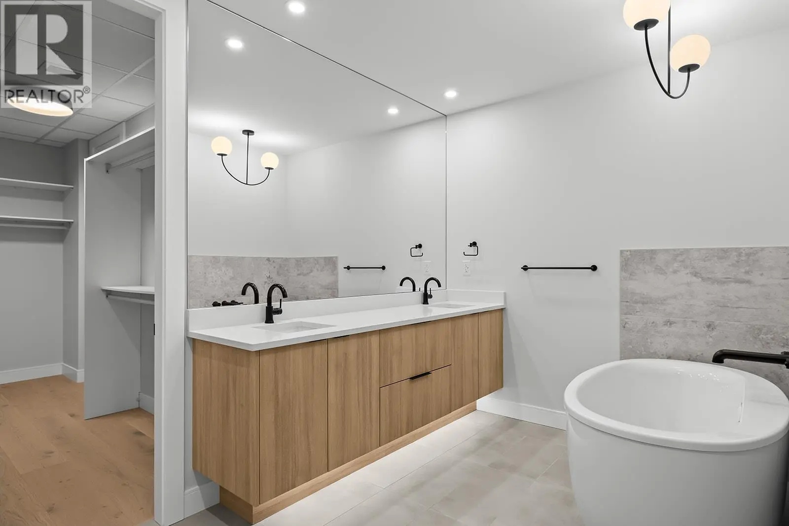 75 Predator Ridge Drive Unit# 502. Vernon, British Columbia