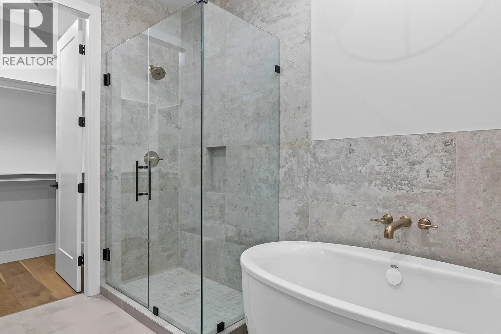 75 Predator Ridge Drive Unit# 606. Vernon, British Columbia