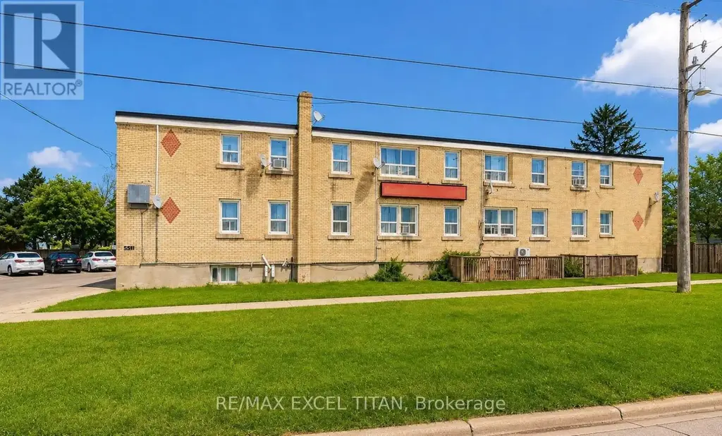 6 - 1201 Cedar Street, Oshawa (Lakeview)