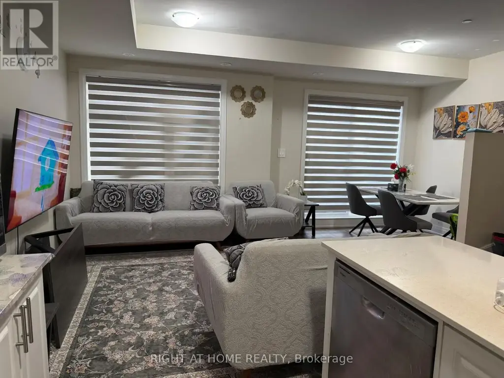 210 - 755 Omega Drive N, Pickering (Woodlands)