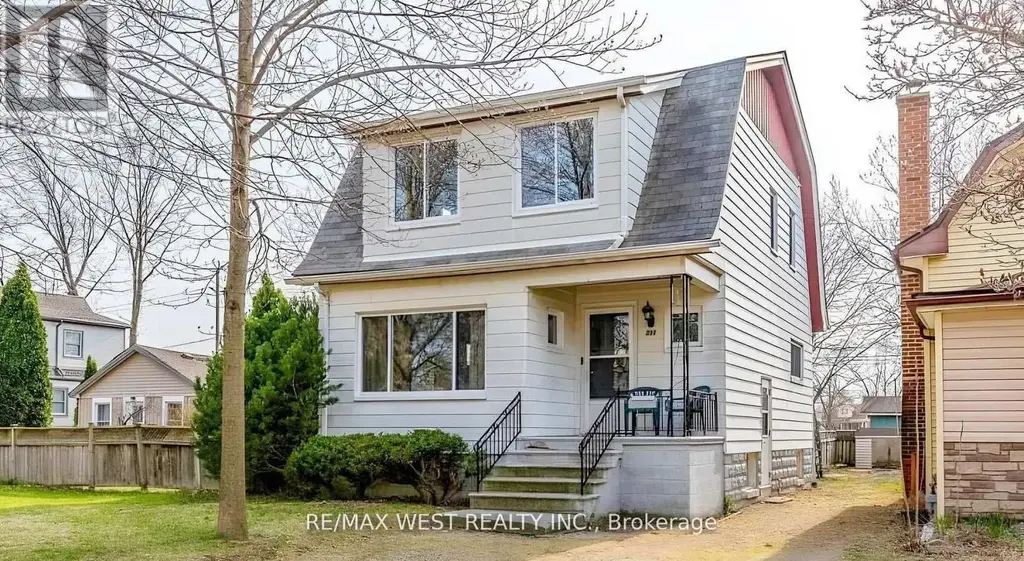 959 Westminster Boulevard, Windsor
