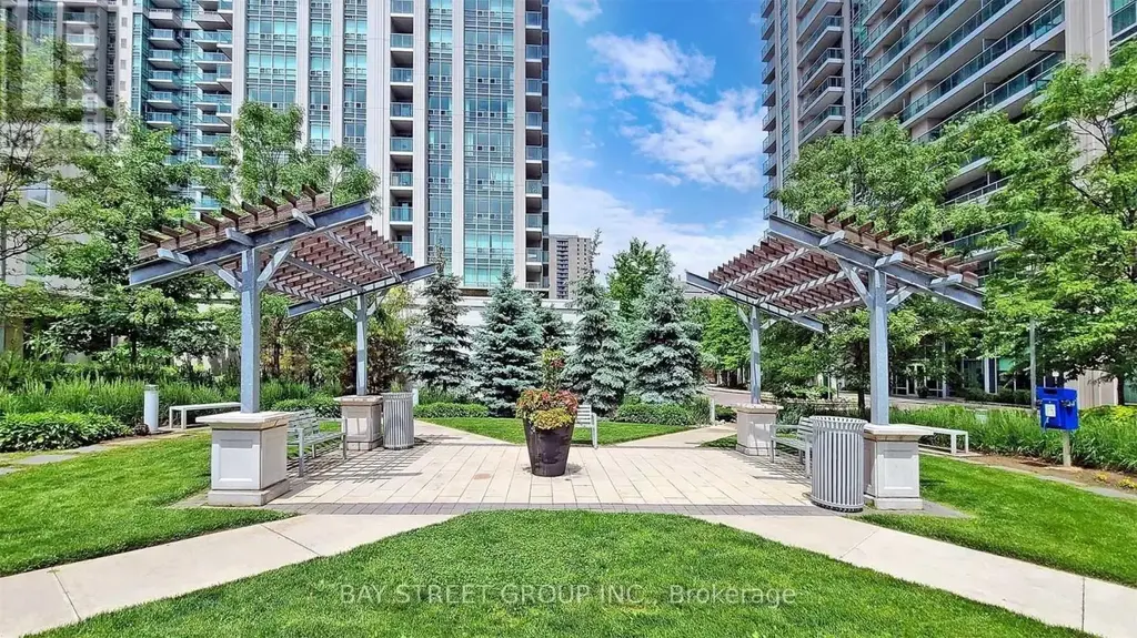 1612 - 17 Anndale Drive, Toronto (Willowdale East)