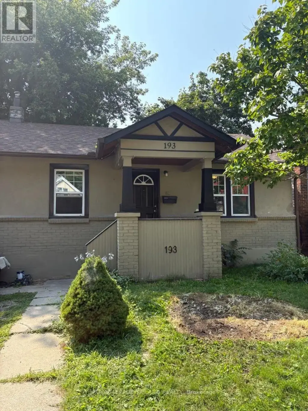 193 Huron Street, London East (East B)