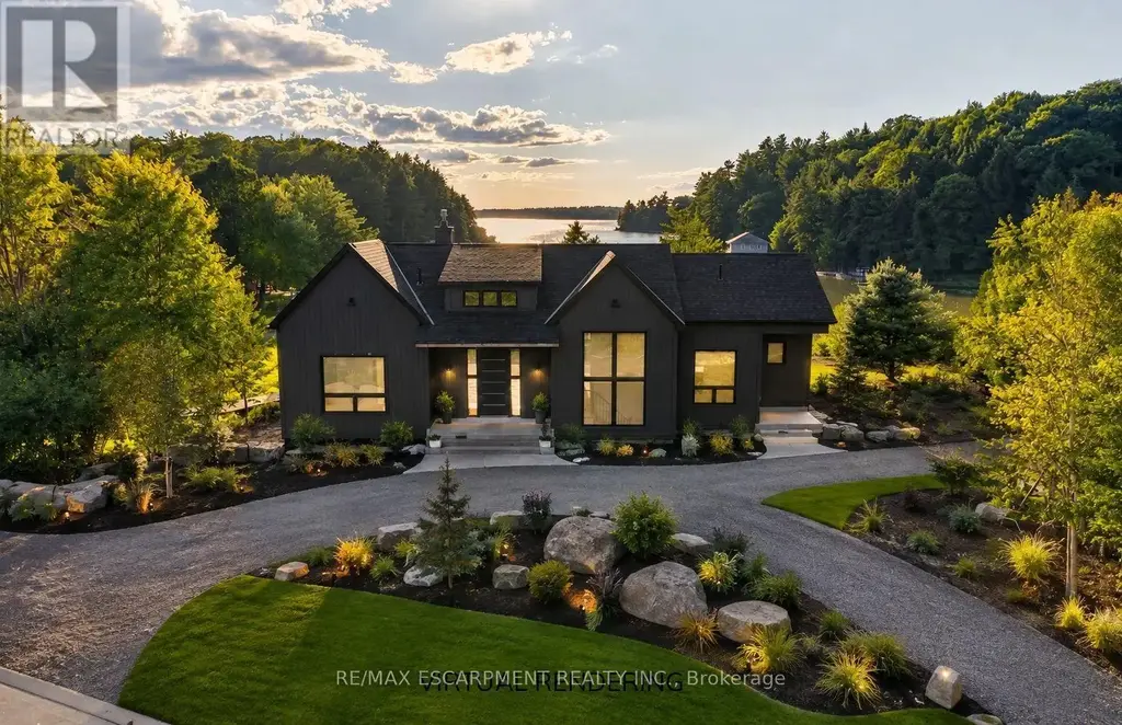 1641 Brackenrig Road, Muskoka Lakes (Watt)
