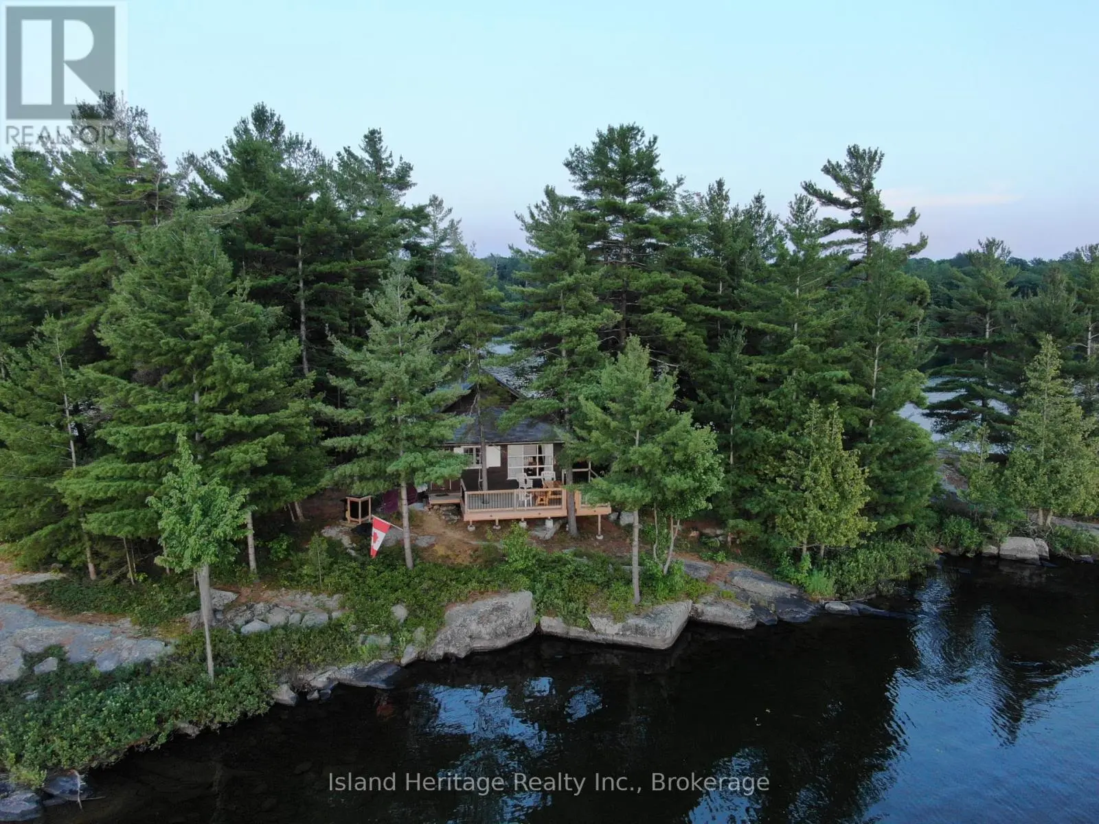 2 Trout Lake Island, McDougall