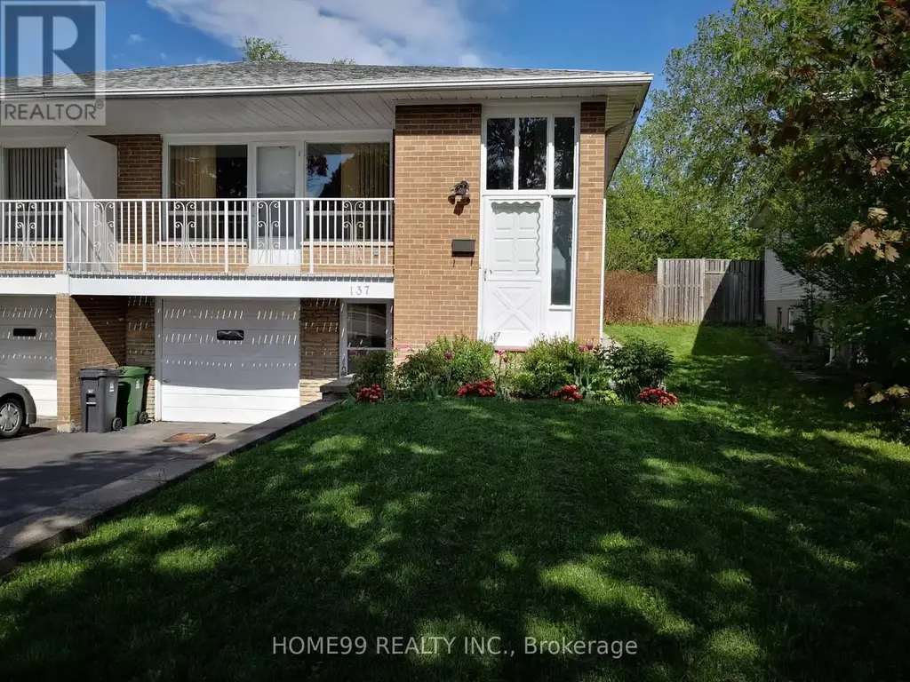 Upper - 137 Pineway Boulevard, Toronto (Bayview Woods-Steeles)