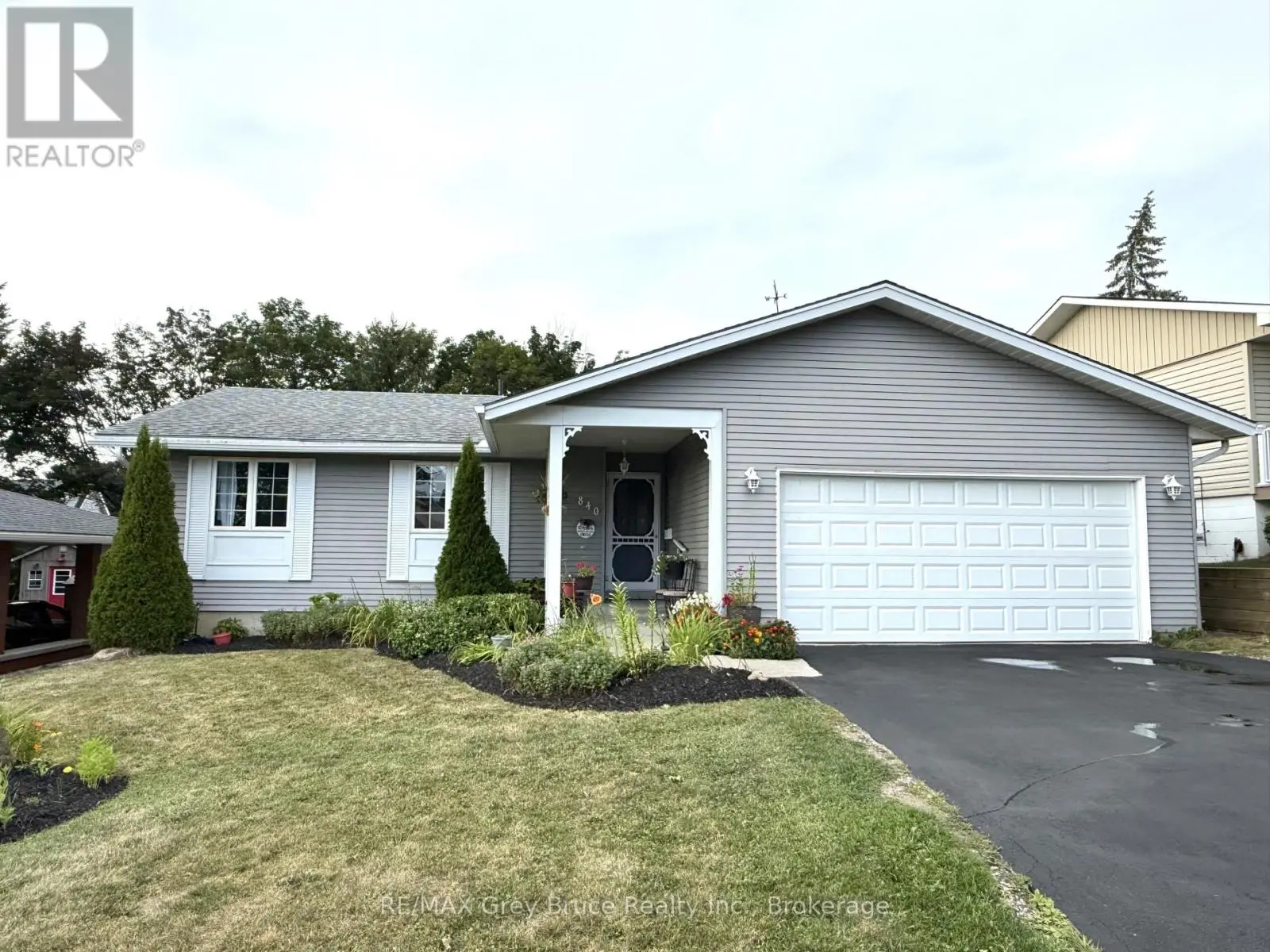 840 4th Street E, Owen Sound