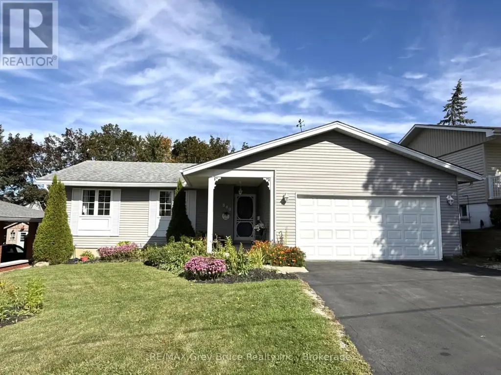 840 4th Street E, Owen Sound