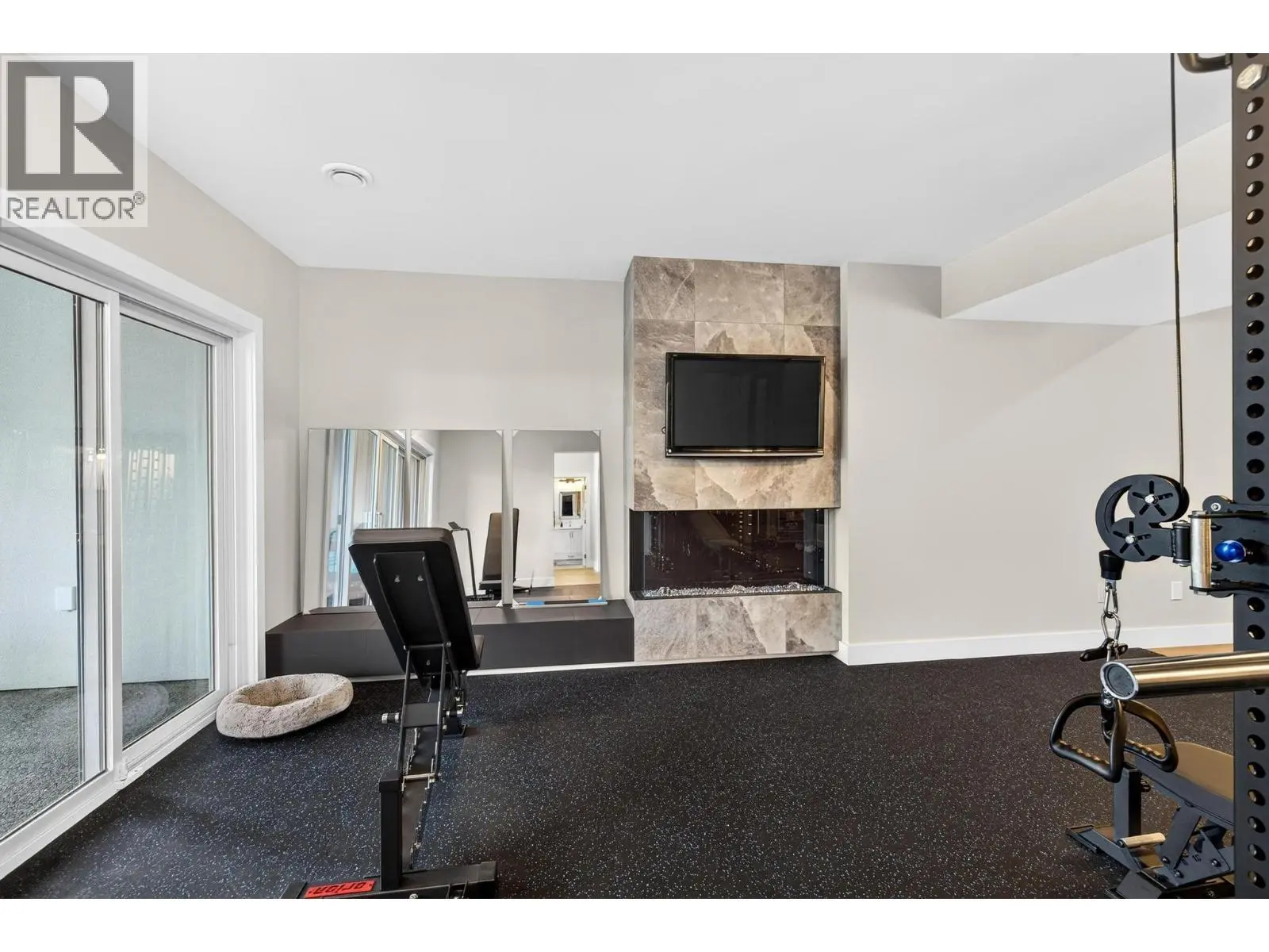 887 Loseth Drive. Kelowna, British Columbia