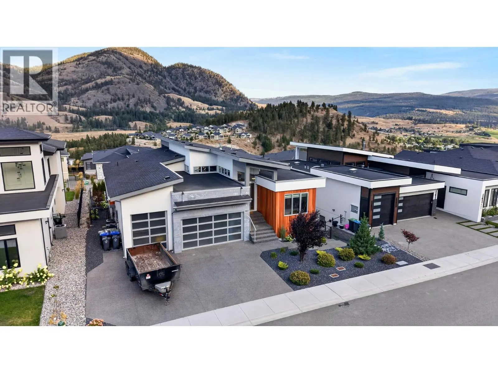 887 Loseth Drive. Kelowna, British Columbia