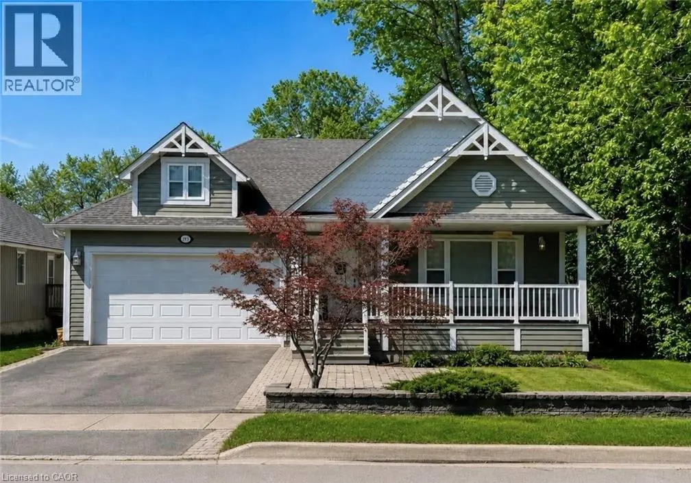 996 Beach Boulevard, Hamilton