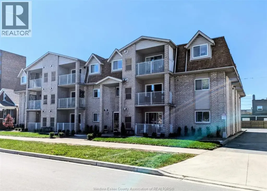 1323 Langlois Avenue Unit# 302, Windsor
