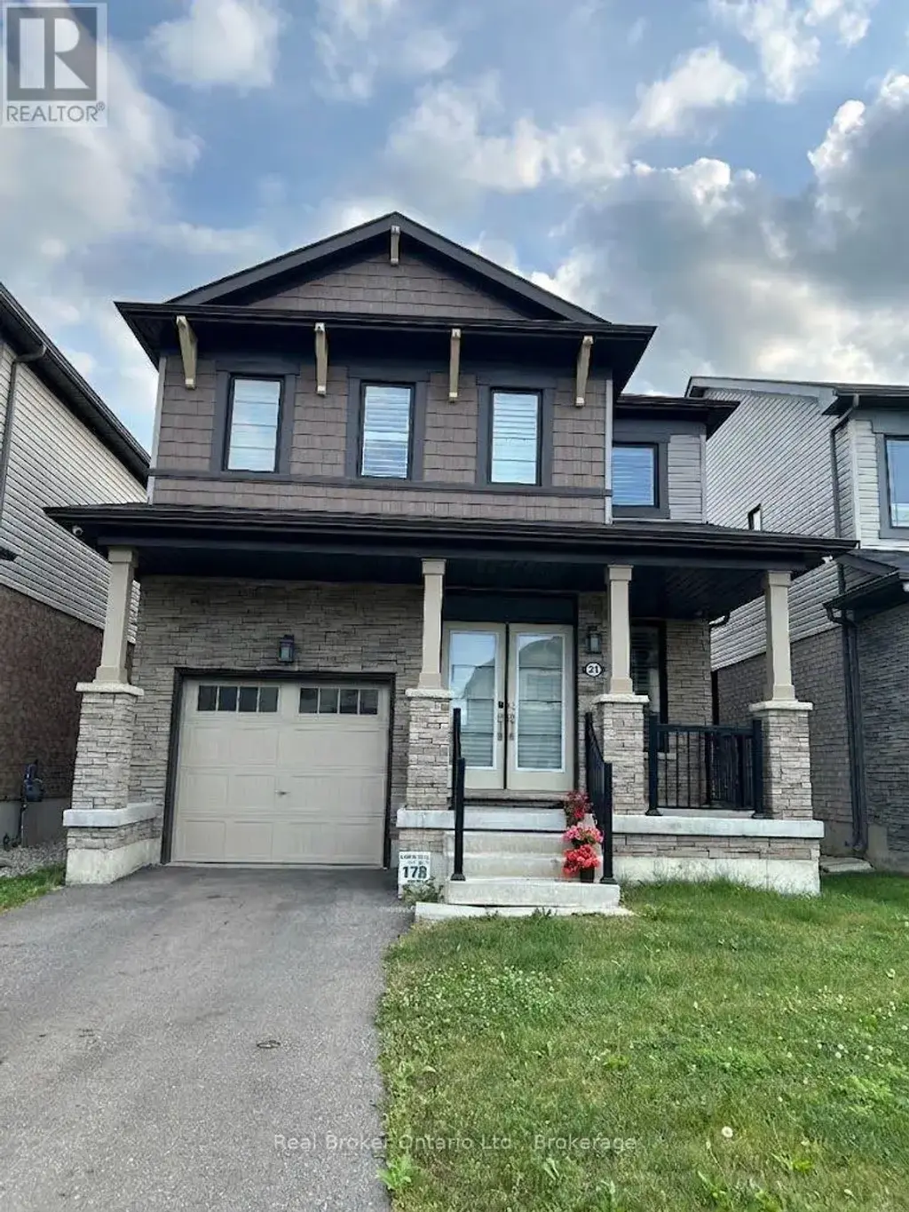 51 Magdalena Street, Hamilton (Stoney Creek Mountain)