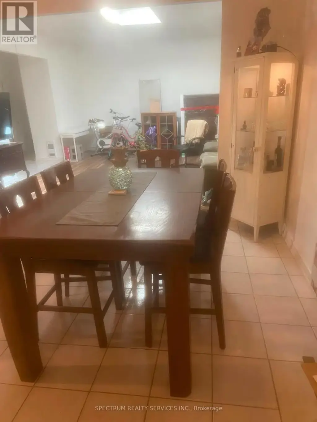 Rear Main Floor Loft - 3126 Dundas Street W, Toronto (Junction Area)
