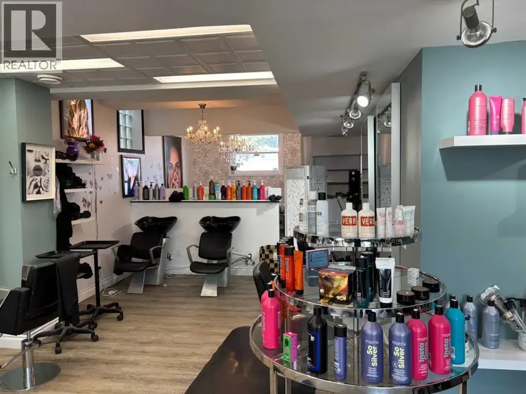 123 Anywhere Avenue Nw, Calgary