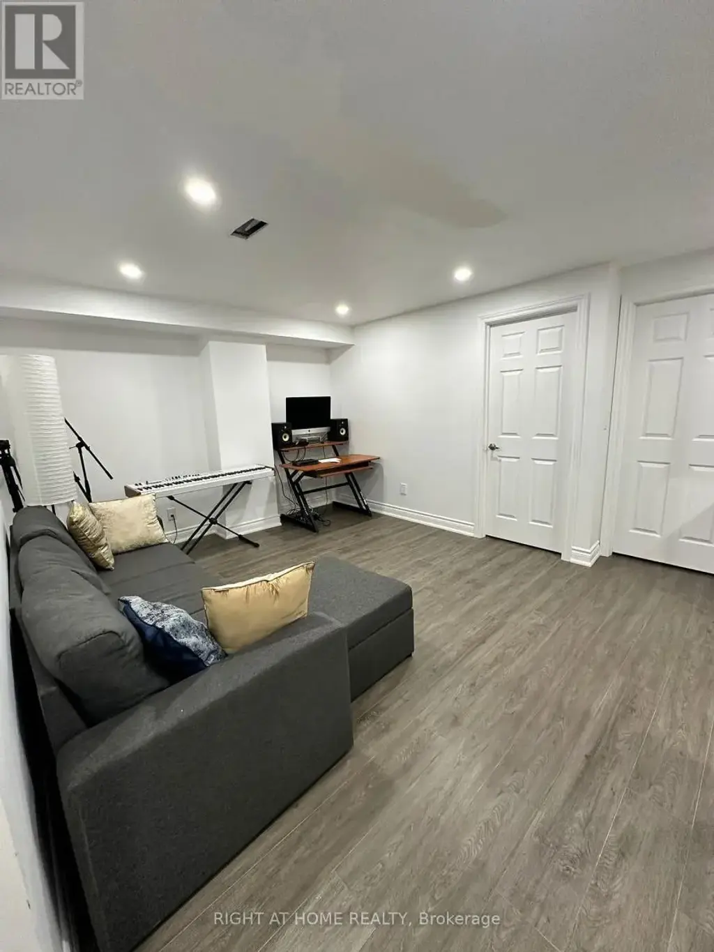 97 Forest Edge Crescent, East Gwillimbury (Holland Landing)