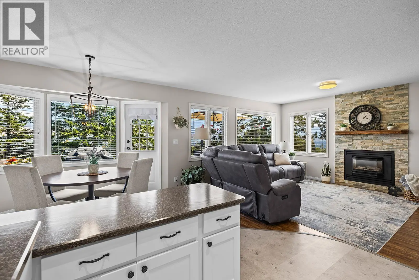 735 Nahanni Place. Kelowna, British Columbia