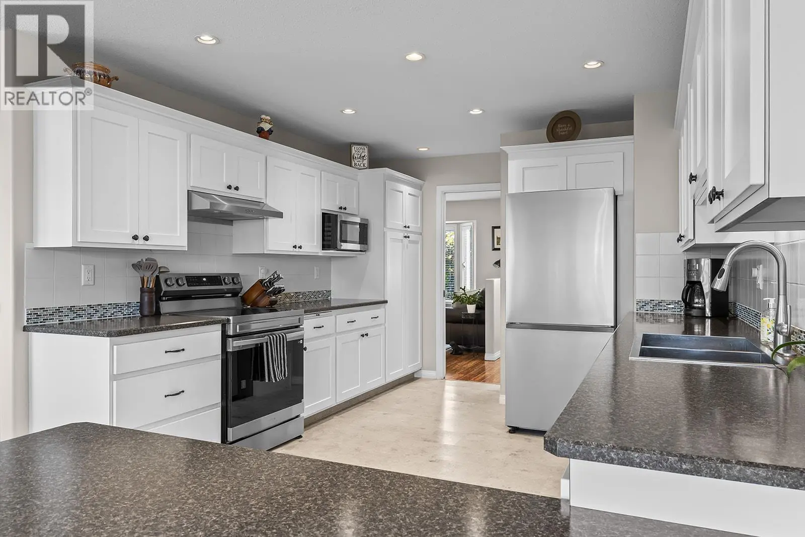735 Nahanni Place. Kelowna, British Columbia