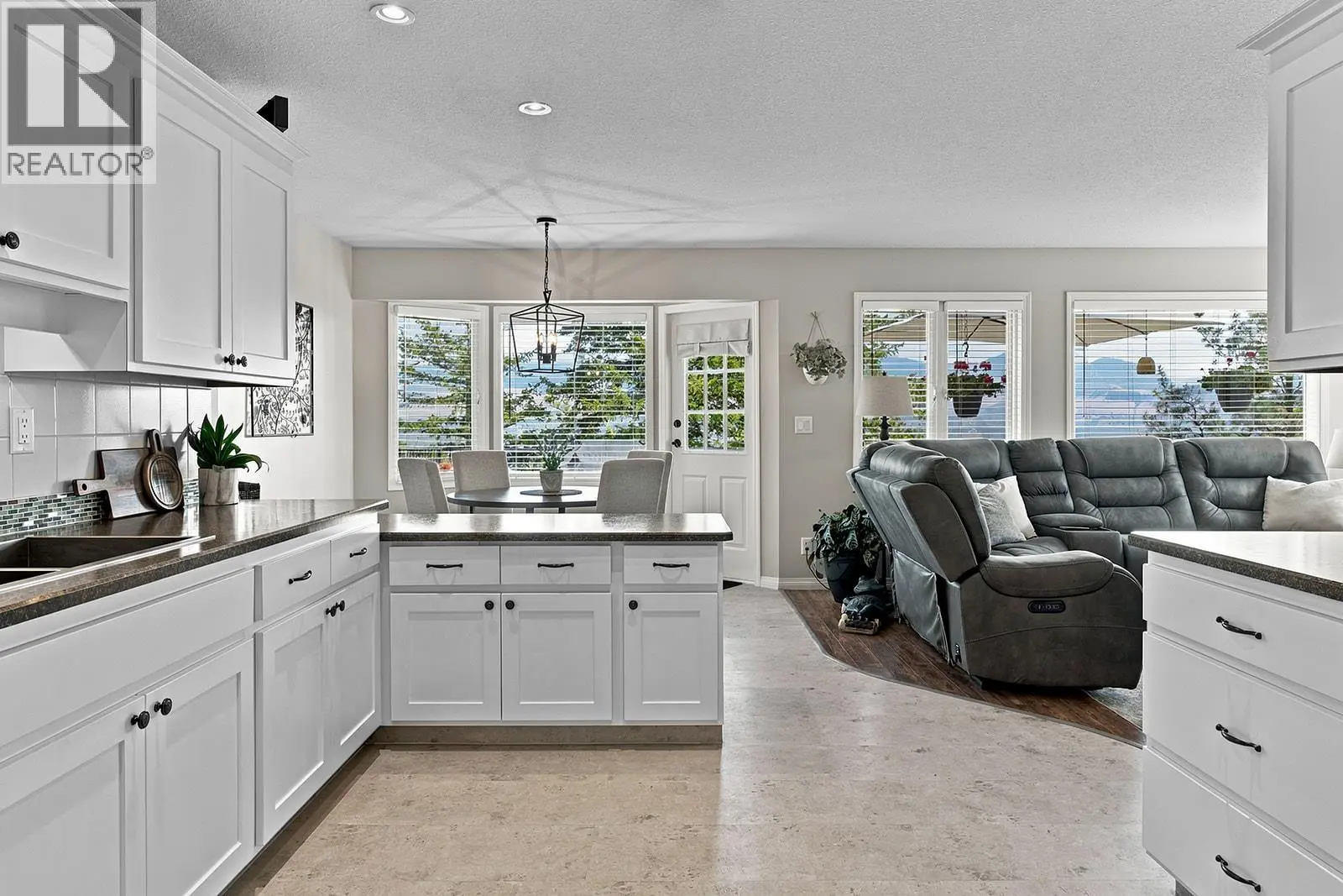 735 Nahanni Place. Kelowna, British Columbia