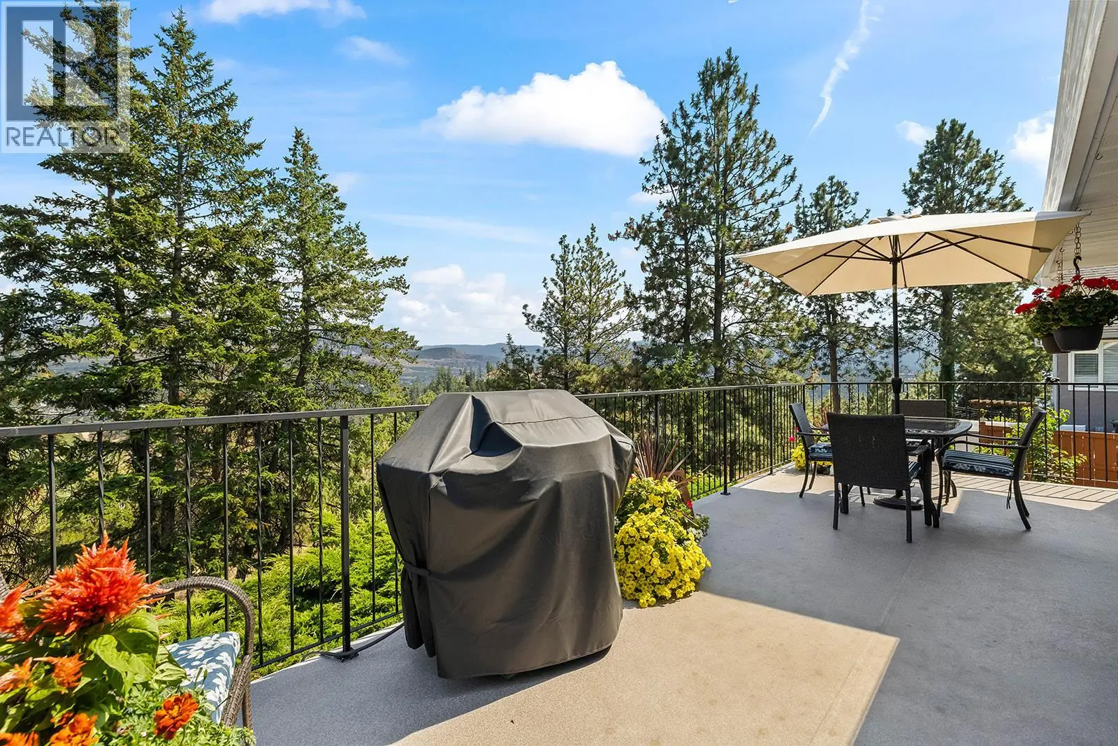735 Nahanni Place. Kelowna, British Columbia