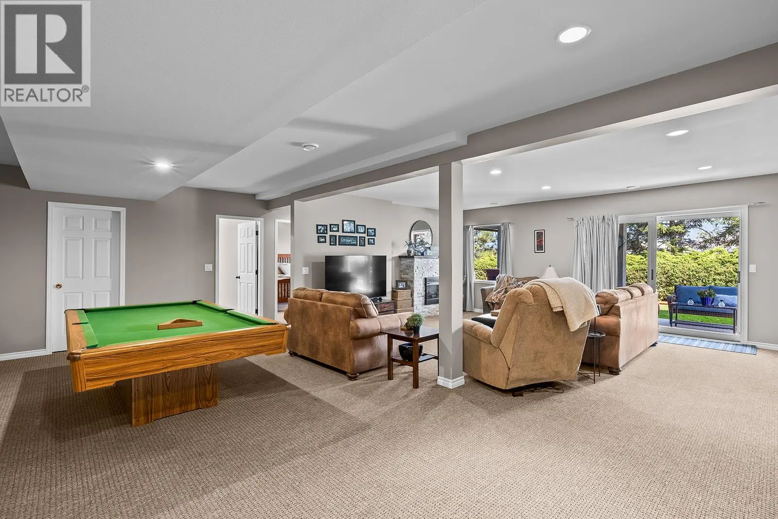 735 Nahanni Place. Kelowna, British Columbia