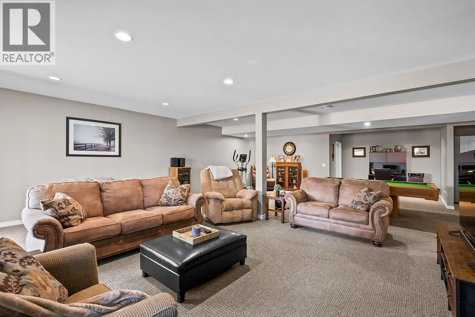 735 Nahanni Place. Kelowna, British Columbia