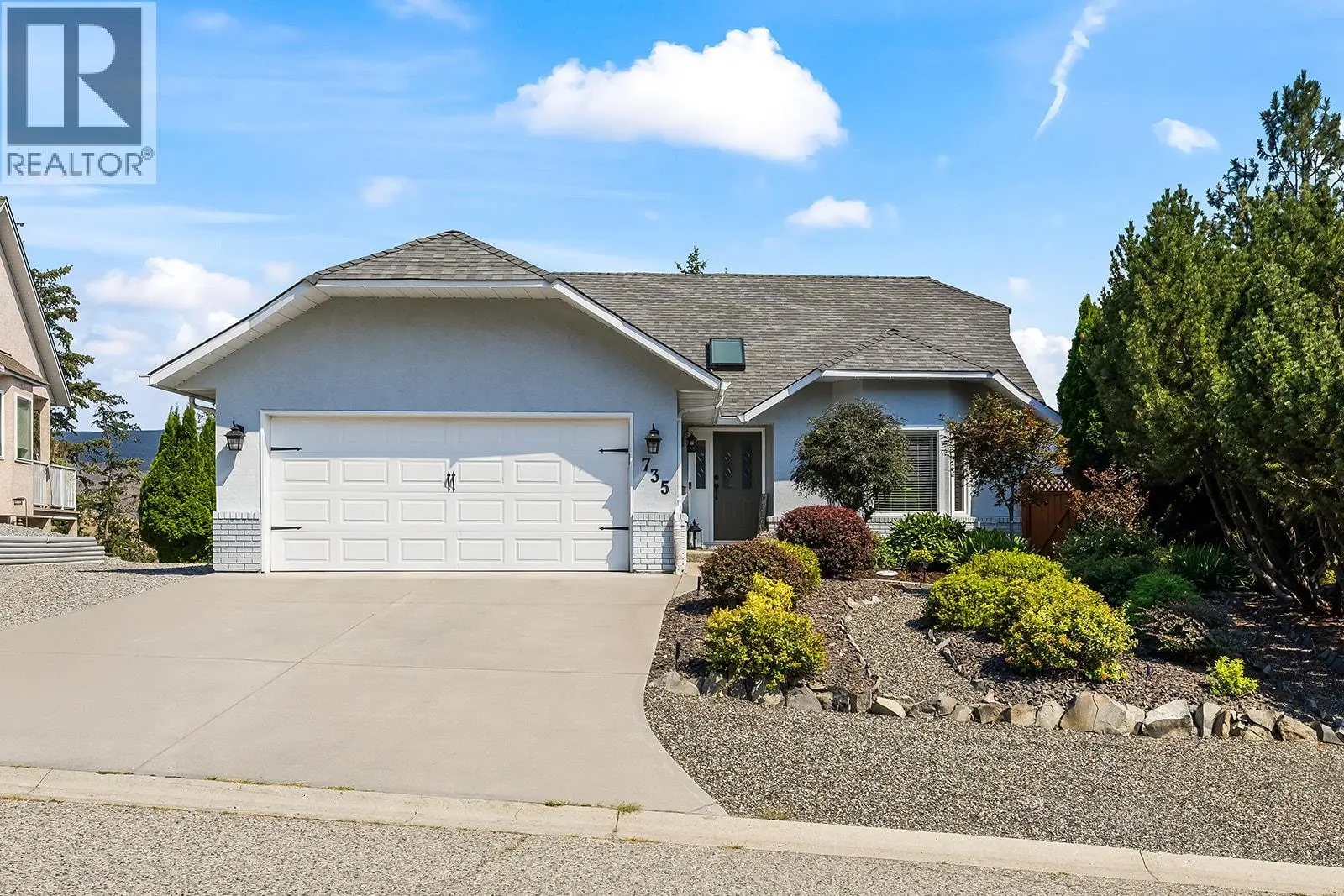 735 Nahanni Place. Kelowna, British Columbia