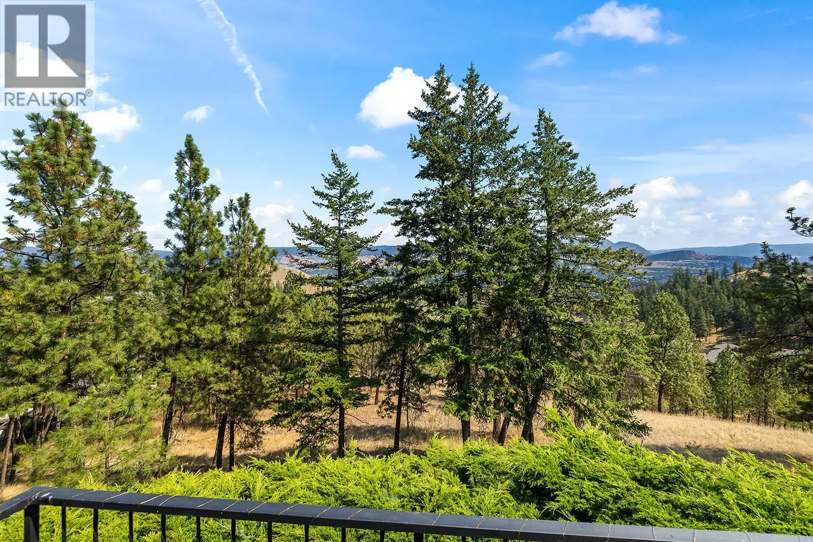 735 Nahanni Place. Kelowna, British Columbia
