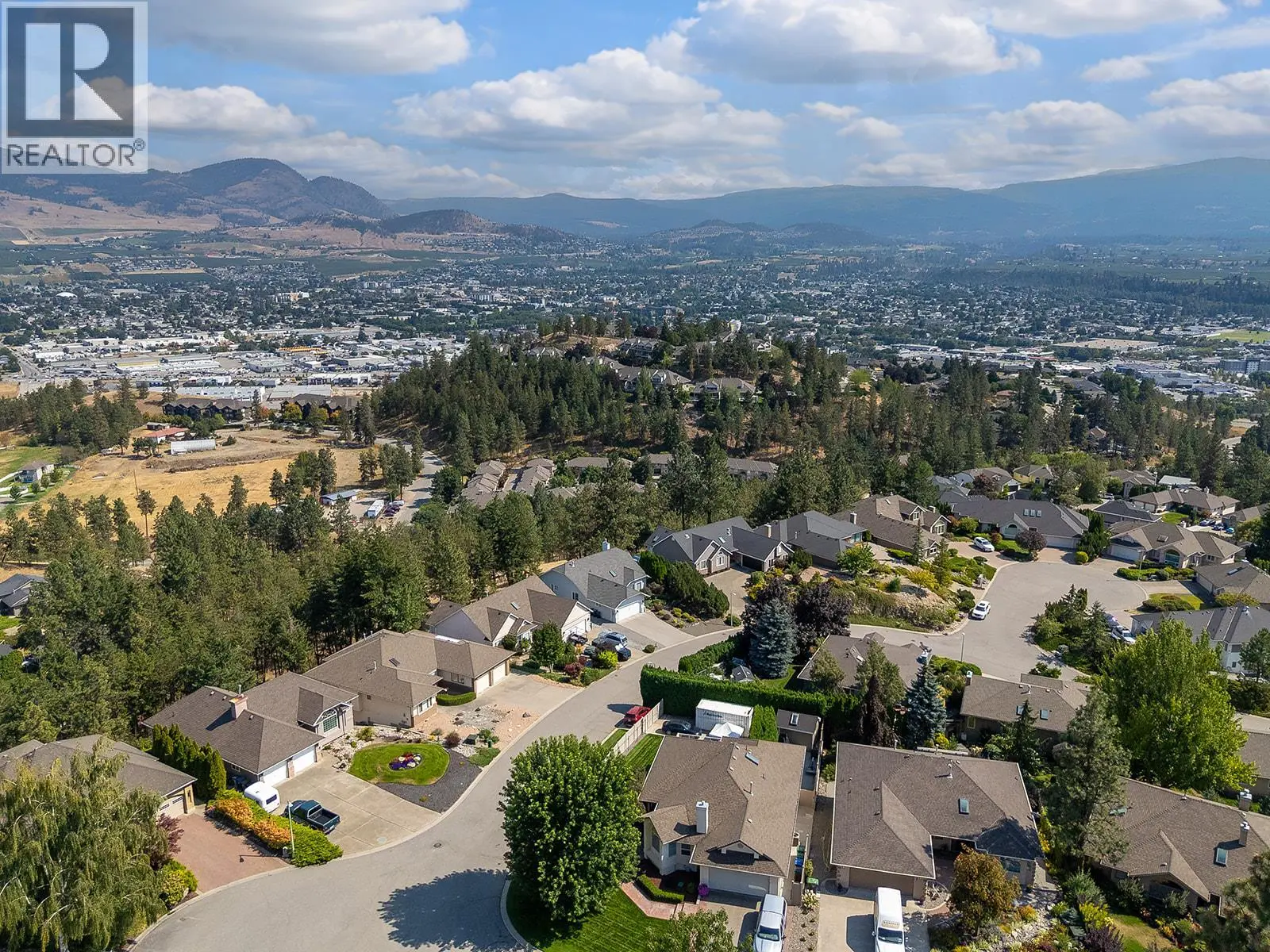 735 Nahanni Place. Kelowna, British Columbia