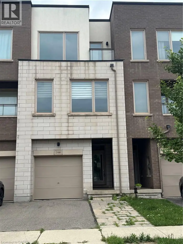 166 Squire Crescent, Oakville