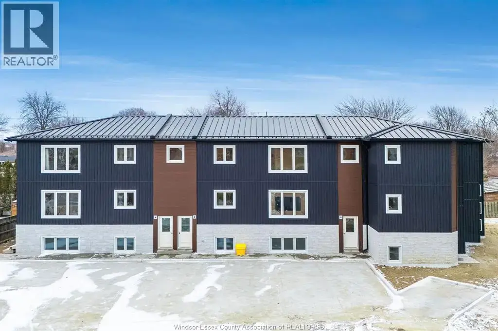 4 Bruce Avenue Unit# 8, Leamington