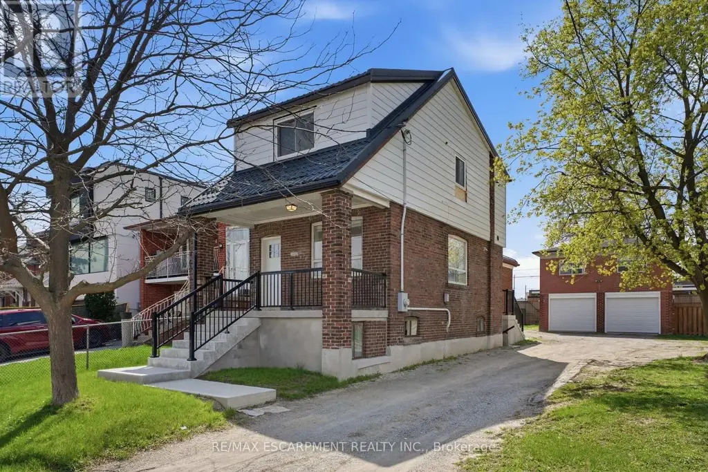 1049 Glencairn Avenue, Toronto (Yorkdale-Glen Park)